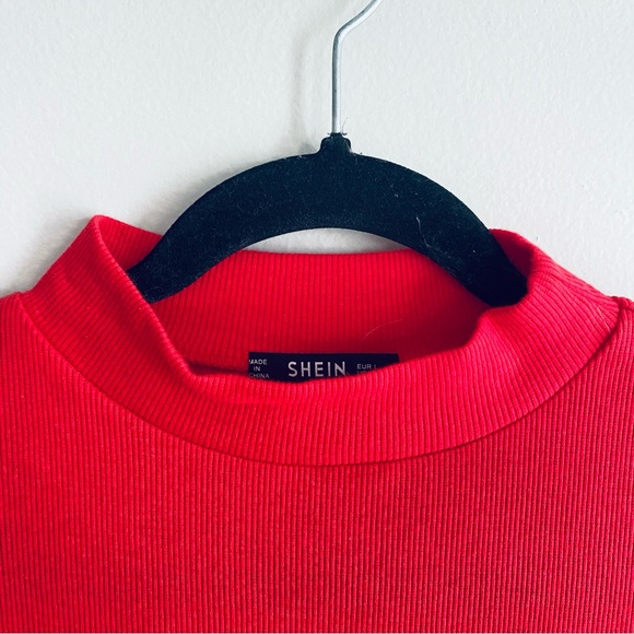 SHEIN Women's Red Short Bell Sleeve Mock Turtle Neck Shirt Top Size Large - Picture 3 of 10
